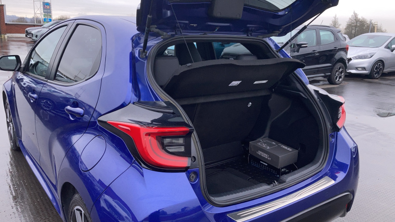 Toyota Yaris 1.5 Hybrid Dynamic 5dr CVT Hybrid Hatchback